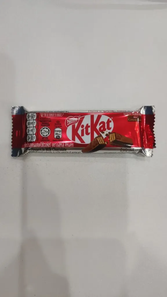 KitKat2F  x 24