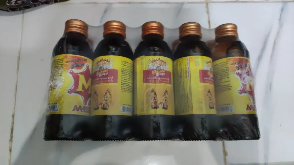 M-150 စက္ကူ @ 150ml x 10