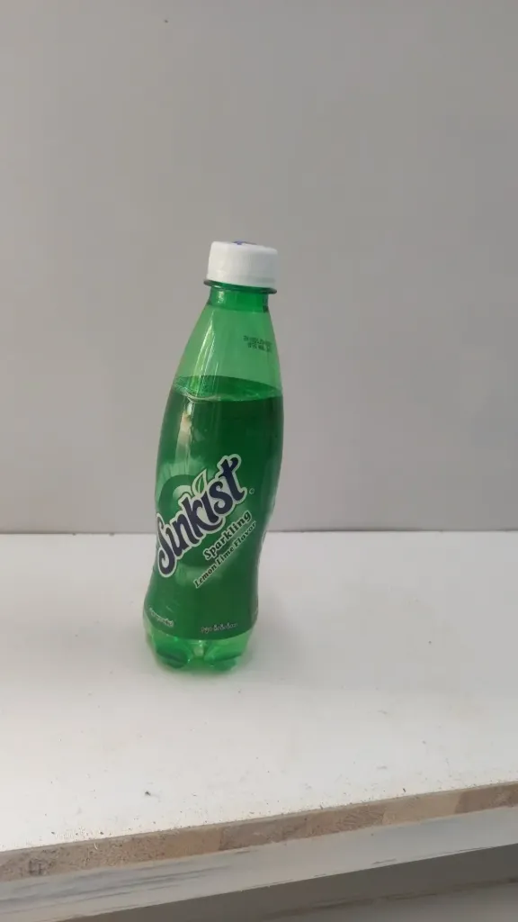 Sunkist lemon ကော် @ 350ml